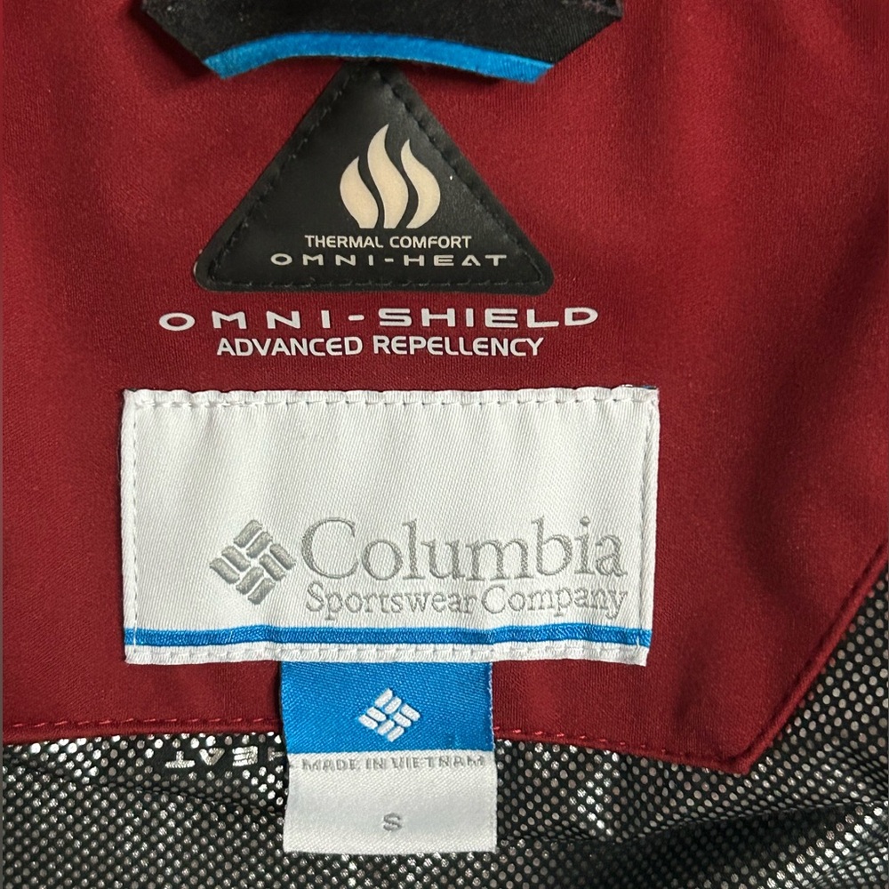 Columbia Women’s Chic Technique Jacket - Picture 12 of 16